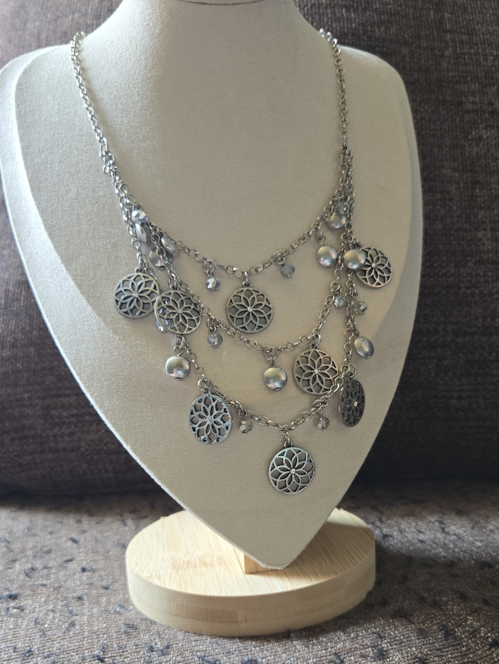 Vintage Y2k Silver Tone Multi-Layer Medallion Necklace - Boho Tiered 💫